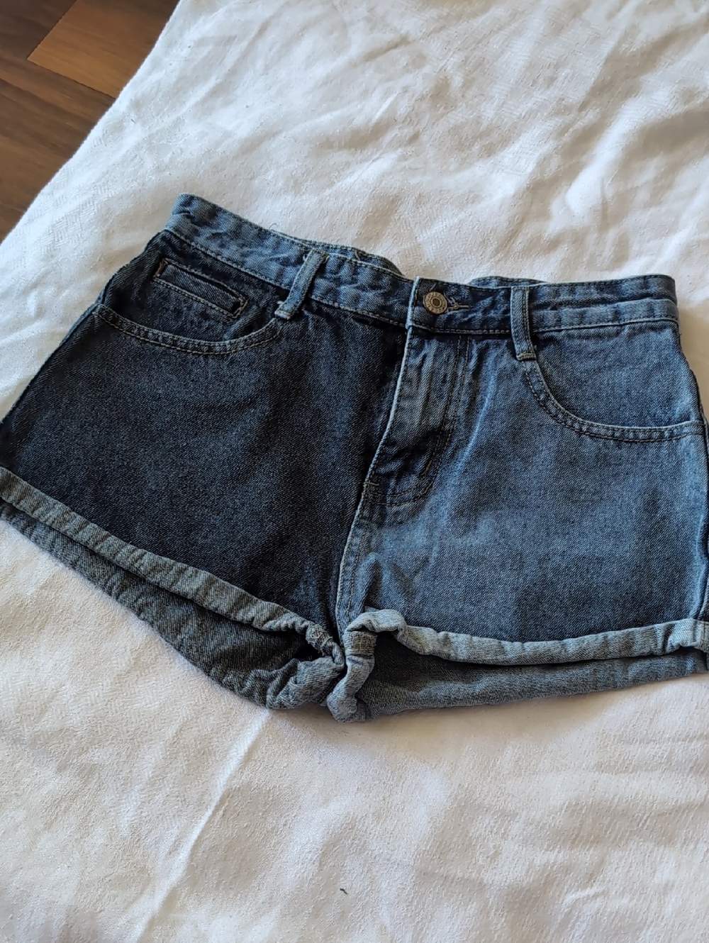 Classic High-Waist Black Denim Shorts 2 toned colored